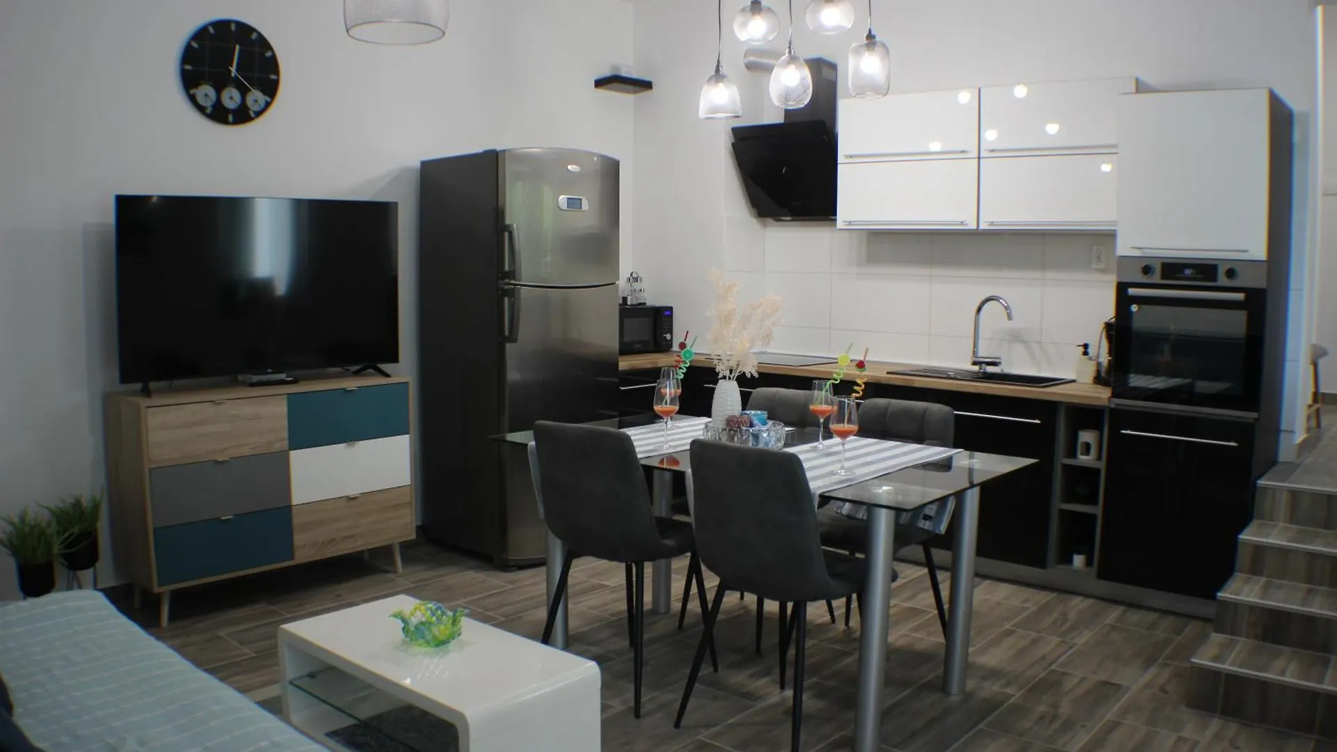 Sky Garden Apartment Rijeka 0*,